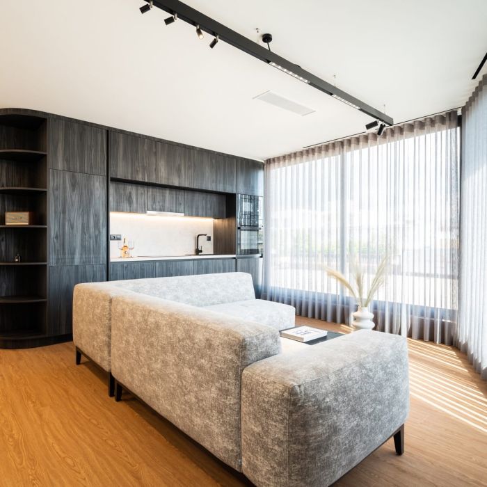 2BD Penthouse with Sea View in Upper Class Glyfada